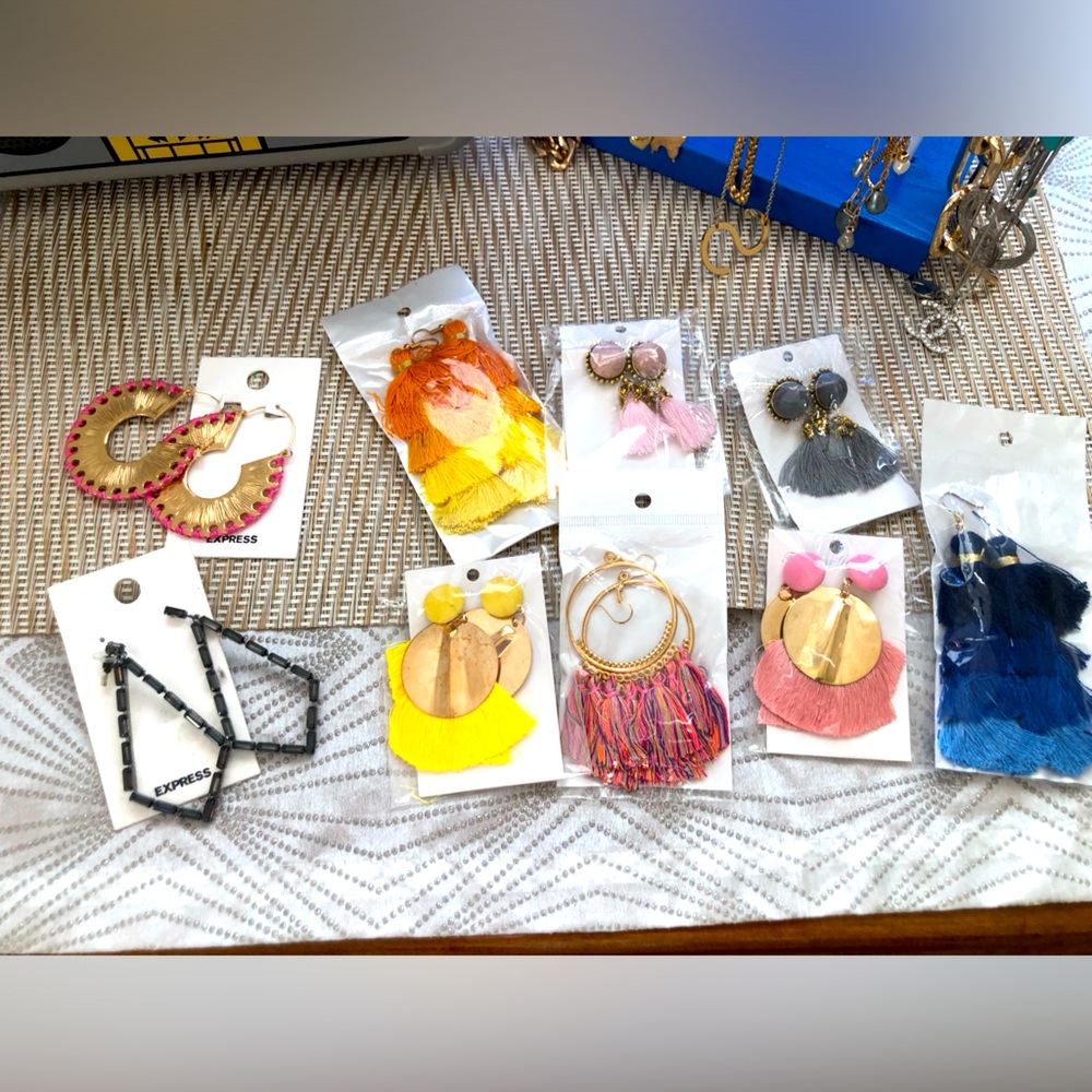 9 pairs of earrings! Bundle!Brand new in bag&w/tags!  2 pairs r from Express!